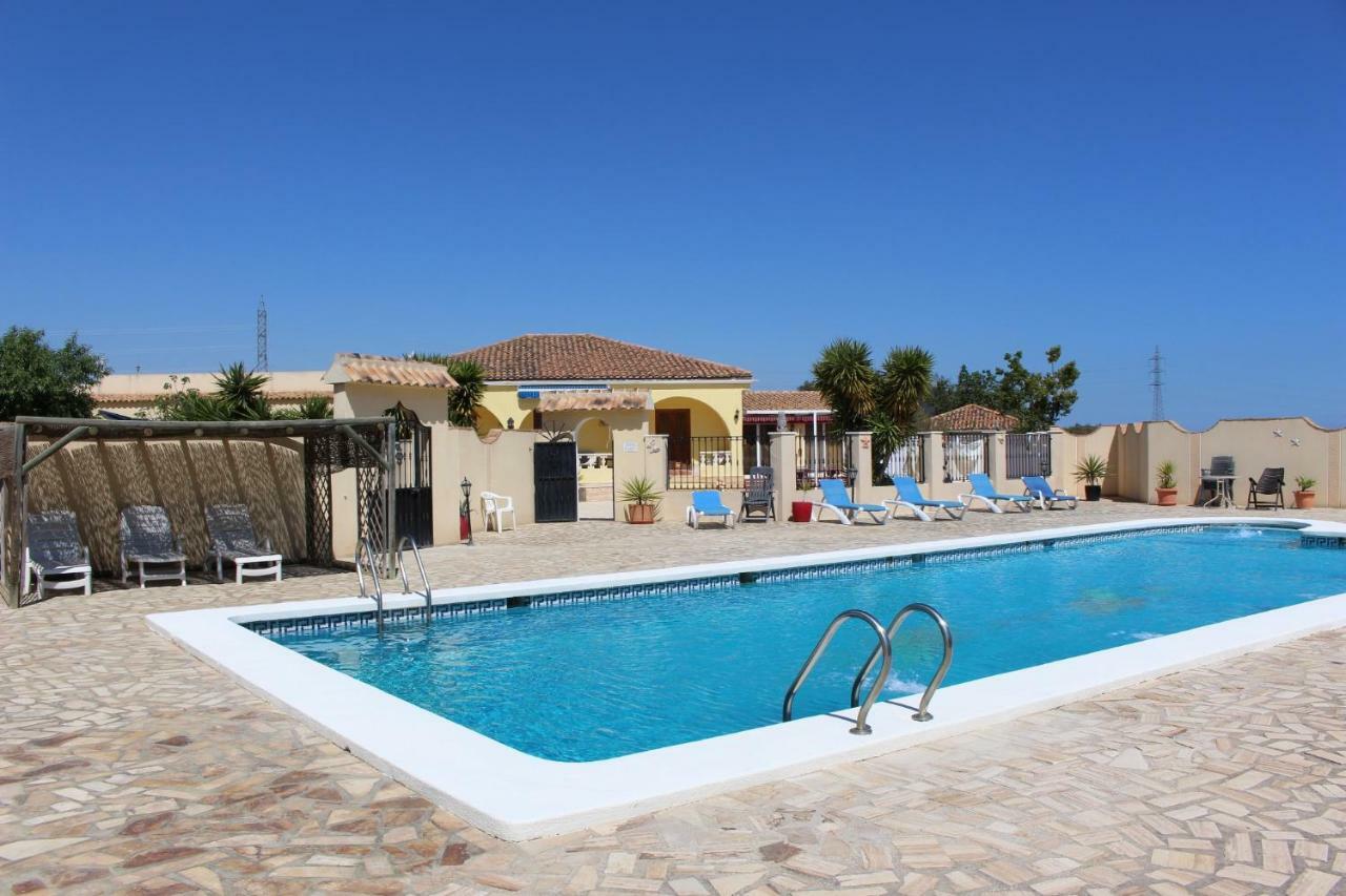 Villa Mariana Алмерия Екстериор снимка